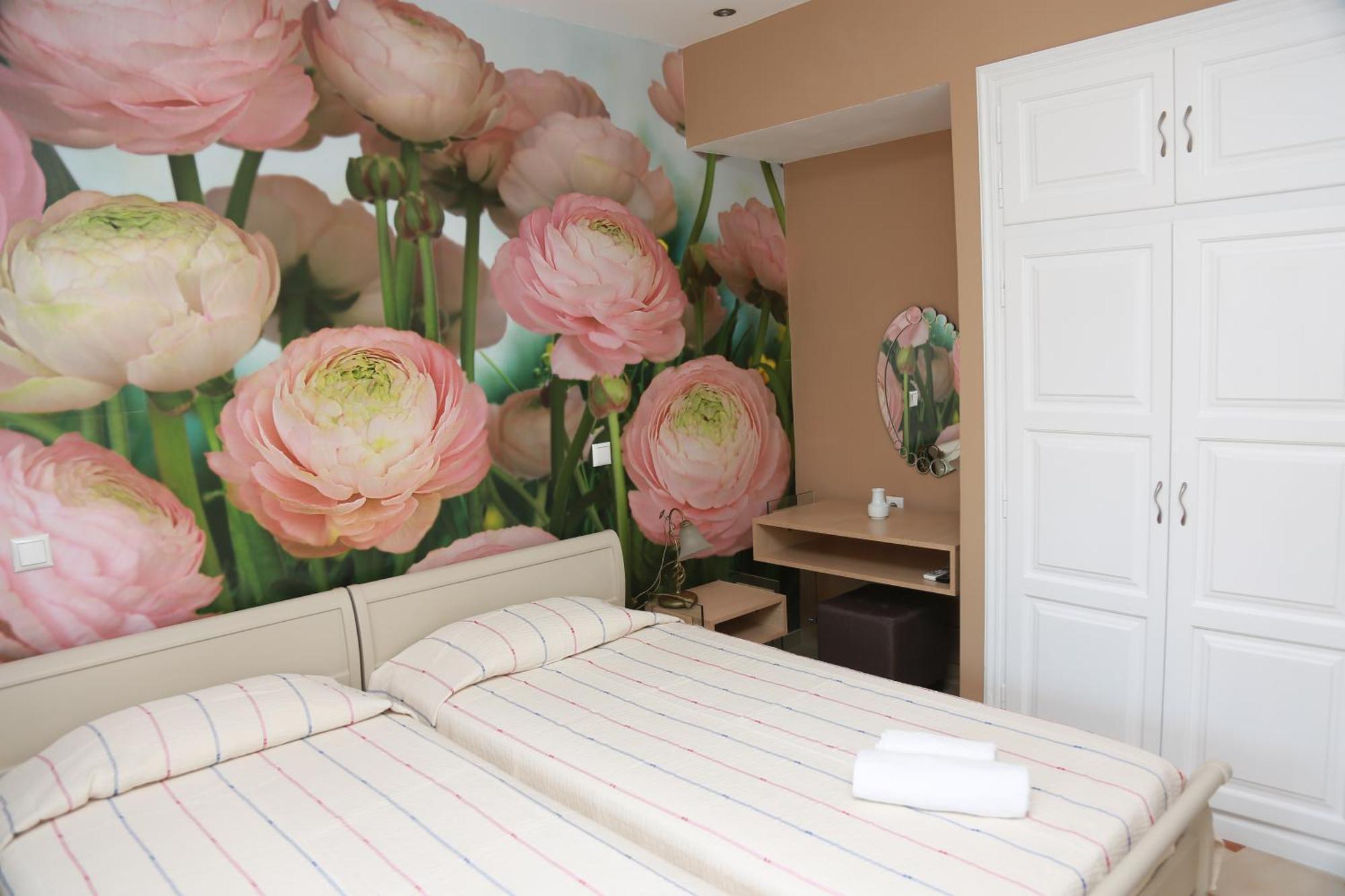 Sea Sun Aparthotel Plomari Bilik gambar