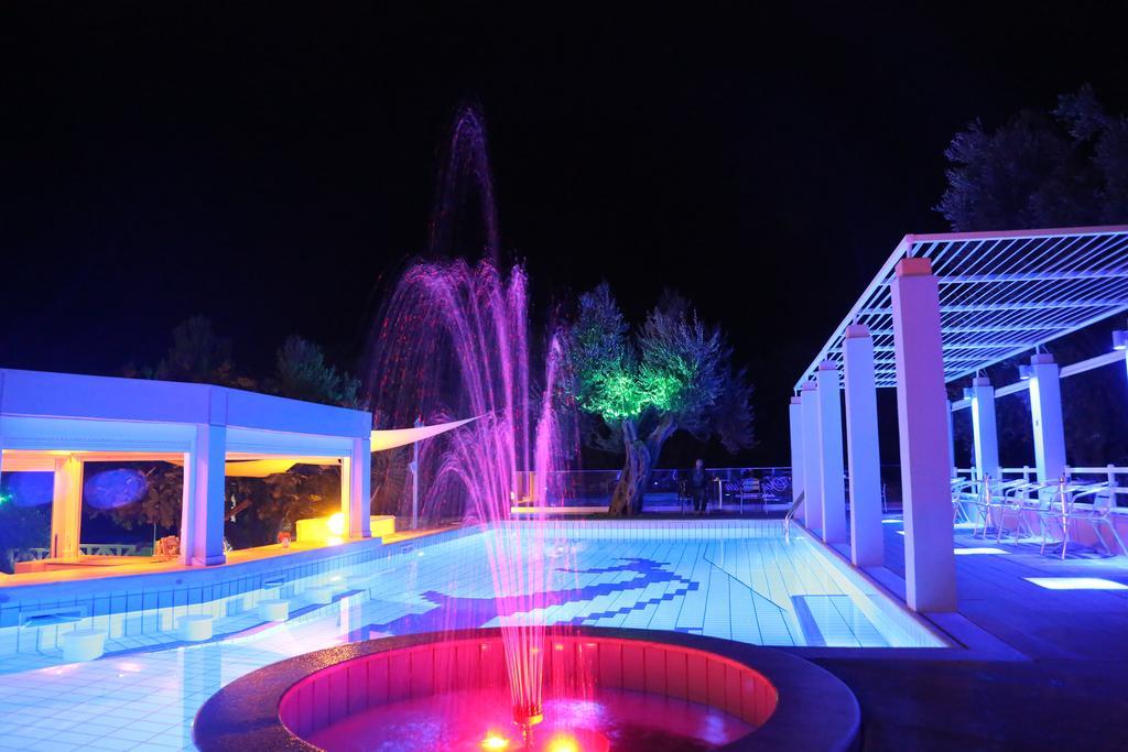 Sea Sun Aparthotel Plomari Luaran gambar