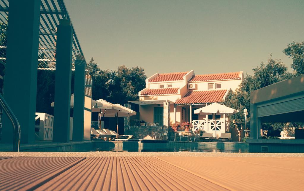 Sea Sun Aparthotel Plomari Luaran gambar