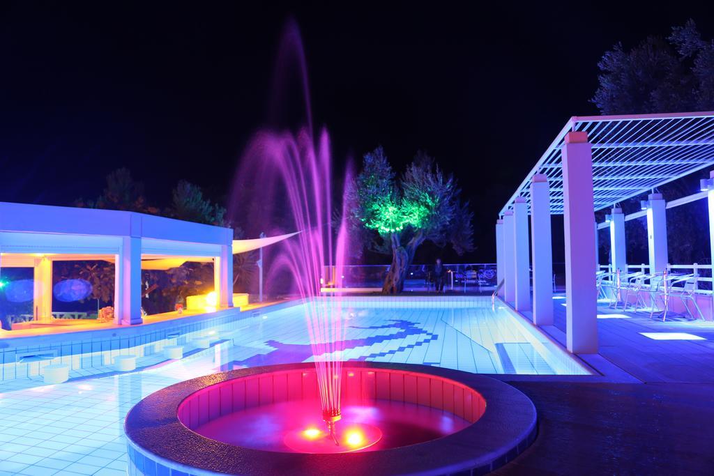 Sea Sun Aparthotel Plomari Luaran gambar