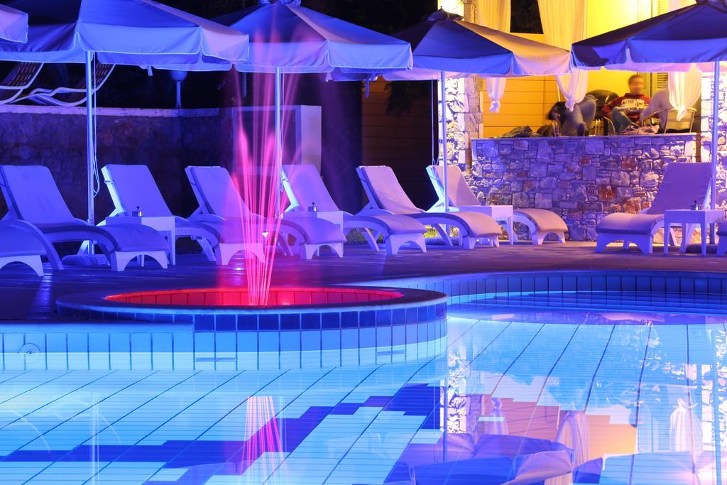 Sea Sun Aparthotel Plomari Luaran gambar