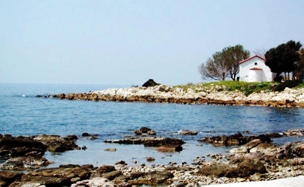 Sea Sun Aparthotel Plomari Luaran gambar